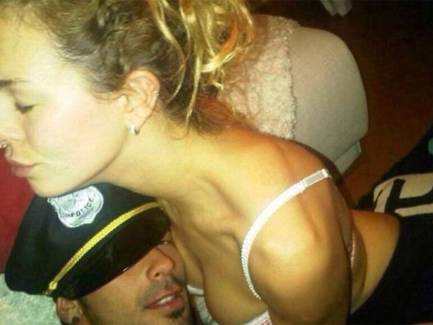 FOTO INCENDIAR Imagini EROTICE cu SEX-SYMBOLUL cunoscut in intreaga lume! S-a pozat in timpul sexului, imaginile au aparut pe net
