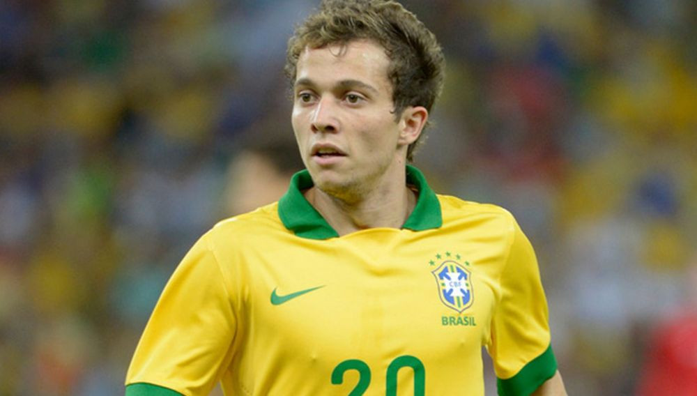 In 40 de ani de cariera nu am vazut asa ceva! Ce se intampla cu cel mai bine platit jucator de la Sahtior! Lucescu a luat foc