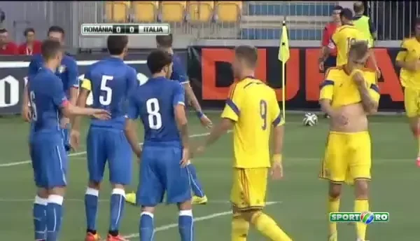 Puscas deschide scorul pentru Romania contra Italiei!