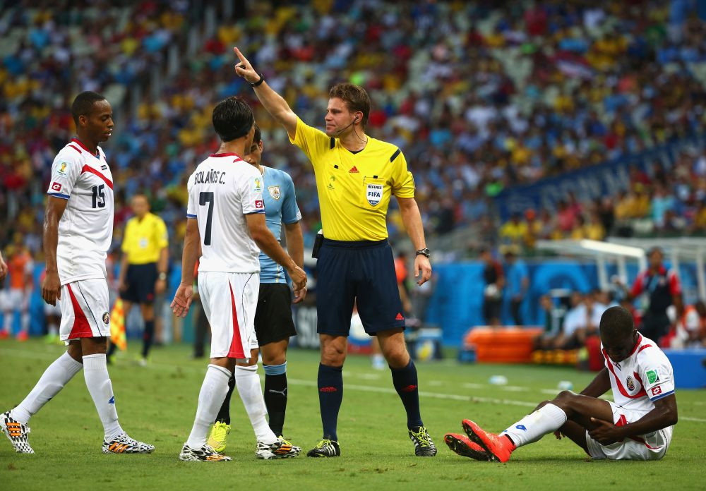 Arbitrul finalei Europa League, desemnat sa conduca Steaua - Ludogorets! Cine va oficia meciul tur de pe National Arena