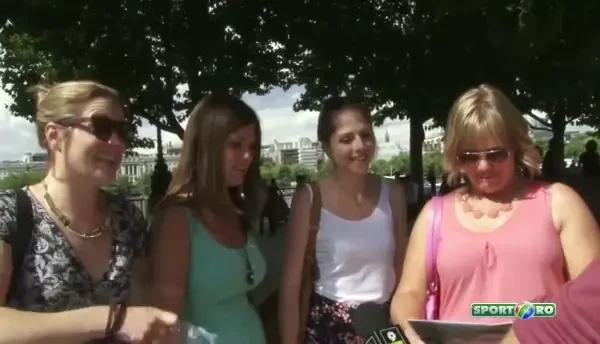 SENZATIE! Reactiile incredibile ale femeilor cand l-au vazut pe Ronaldo: E un prost! Au privit simultan doua poze cu el! VIDEO