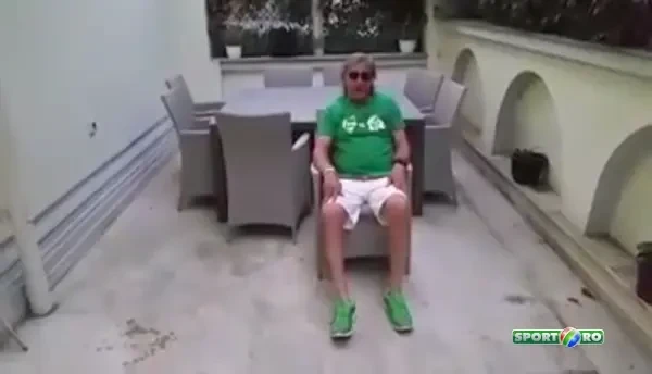 Te Omooor! Reactia de senzatie a lui Ilie Nastase la #IceBucketChallenge! A fost luat prin surprindere! VIDEO