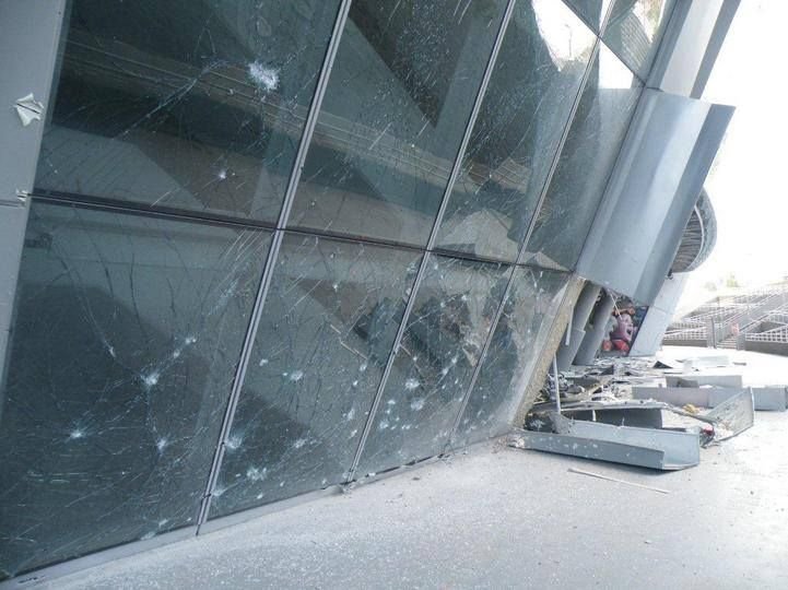 IMAGINI SOCANTE! Cum a ajuns Donbass Arena, bijuteria de 300 de milioane euro, O RUINA! Conflictul din Ucraina l-a distrus_12