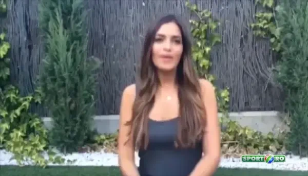 Frumoasa Sara Carbonero a acceptat provocarea #IceBucketChallenge! VIDEO