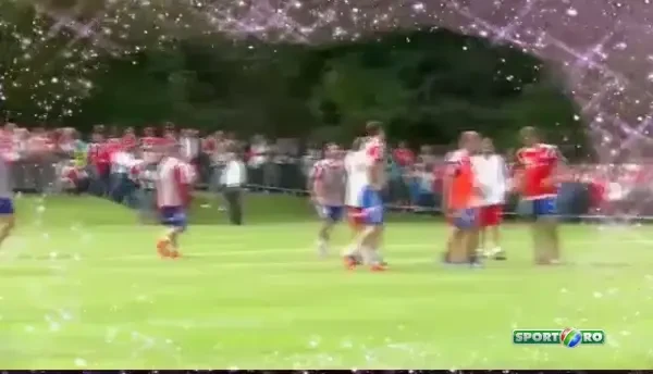 VIDEO INCREDIBIL! Guardiola l-a atacat pe Mueller la antrenament! Jucatorii au ramas fara cuvinte! Fanii au filmat totul