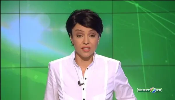 E periculos sa comentezi cricket! Risti sa pleci la spital de la meci! VIDEO