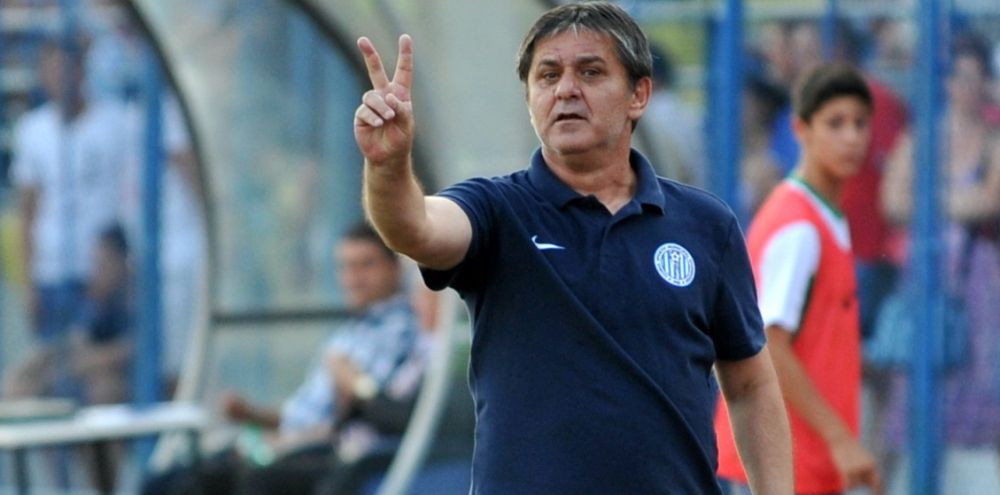 Lacatus si-a reziliat contractul, CSMS Iasi e de azi pe mana cu Chirila!