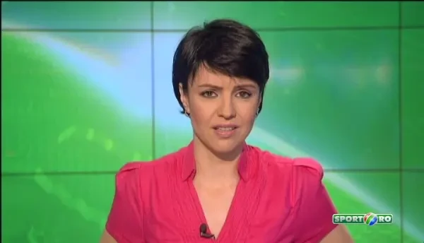 Fotbalistele din America sunt sexi si rele! S-a lasat cu bataie la un meci al fetelor in lenjerie intima!