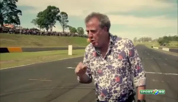 VIDEO Jeremy Clarkson s-a intrecut cu una din cele mai frumoase atlete din lume! Cine a castigat