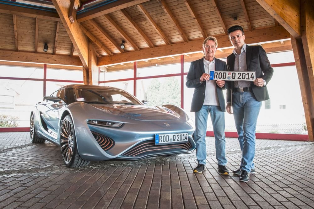 Masina viitorului este aici! Are viteza de top de 350 km/h si functioneaza pe apa SARATA! FOTO_14