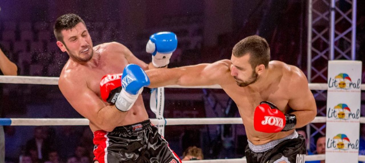 10 intrebari cu Andrei Stoica |