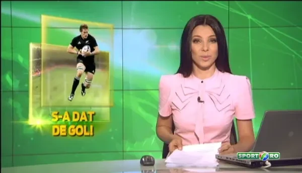 A incercat sa-i placheze pe toti. Ce a facut o fana a Noii Zeelande, dezbracata, pe teren, in timpul meciului