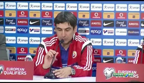 Ramaneti in continuare cu noi? Momentul in care toata sala a tacut asteptand raspunsul lui Piturca! Ce replica a dat