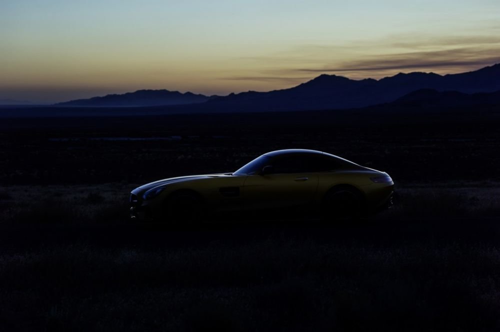 BIJUTERIA lansata de Mercedes: AMG-GT, racheta cu 500 de cai care depaseste 300 km/h! FOTO & VIDEO_2