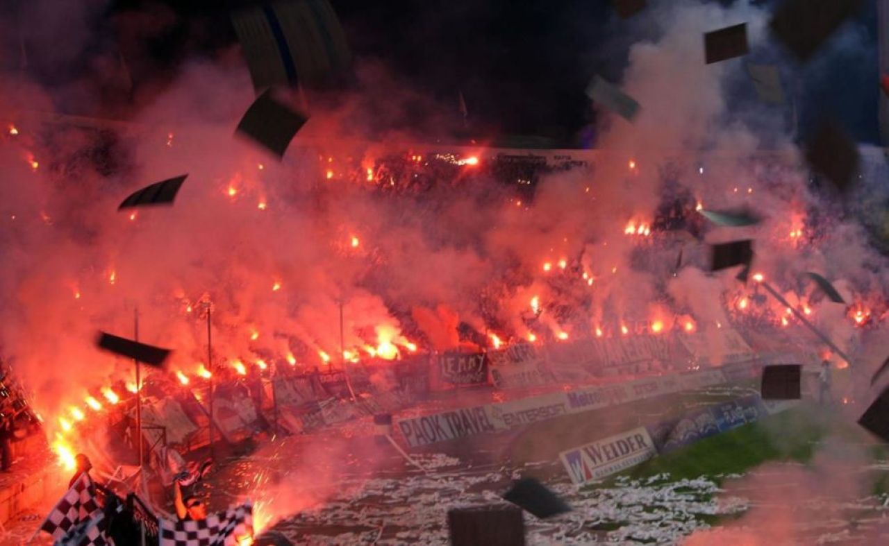 TOP 10 cele mai galagioase galerii din lume! Primele trei pozitii sunt din acelasi campionat! Prezenta surpriza in clasament:_6