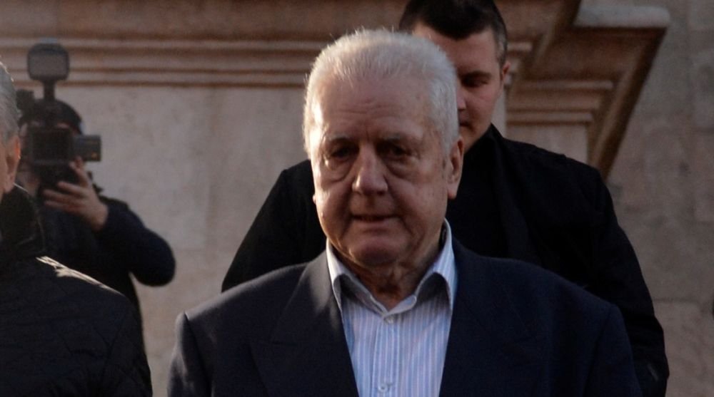 Probleme grave pentru Jean Padureanu. A cazut in inchisoare si s-a lovit la coloana. Care este starea sa
