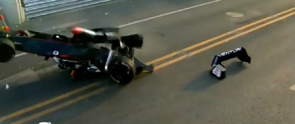VIDEO Accident groaznic in prima cursa din Formula E, dupa ce baiatul lui Alain Prost si-a acrosat adversarul!