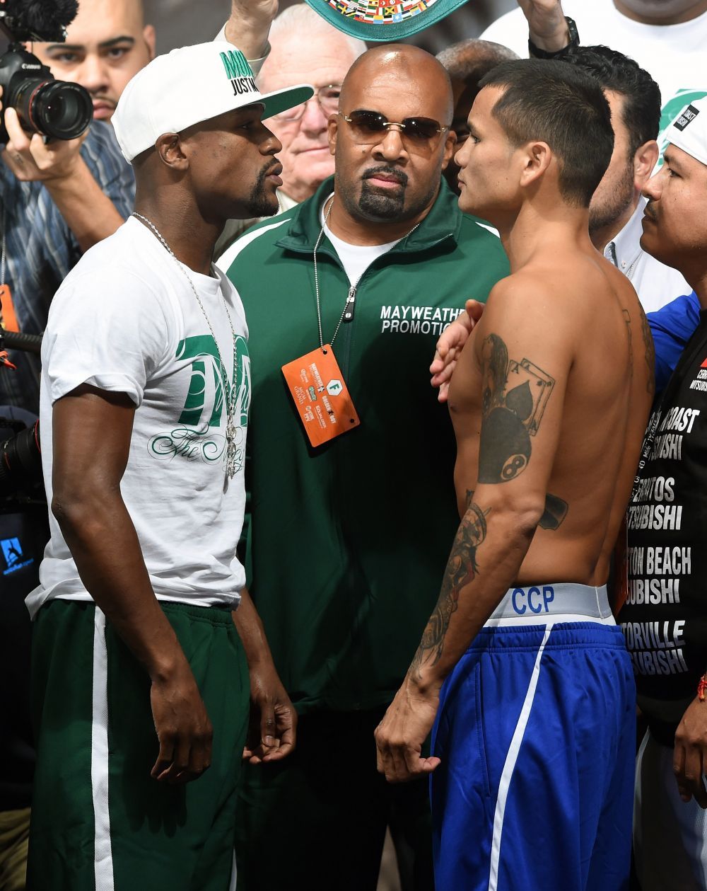 IMPRESIONANT! Mayweather a facut senzatie cand s-a dezbracat! Fizic perfect la 37 de ani, inainte de meciul cu Maidana_2