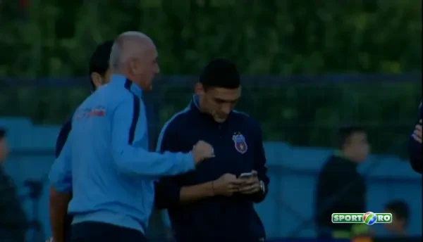 IMAGINI SENZATIONALE: Stelistii pregatesc un nou dans NEBUN pentru goluri! Ce miscare au furat de la Van Damme