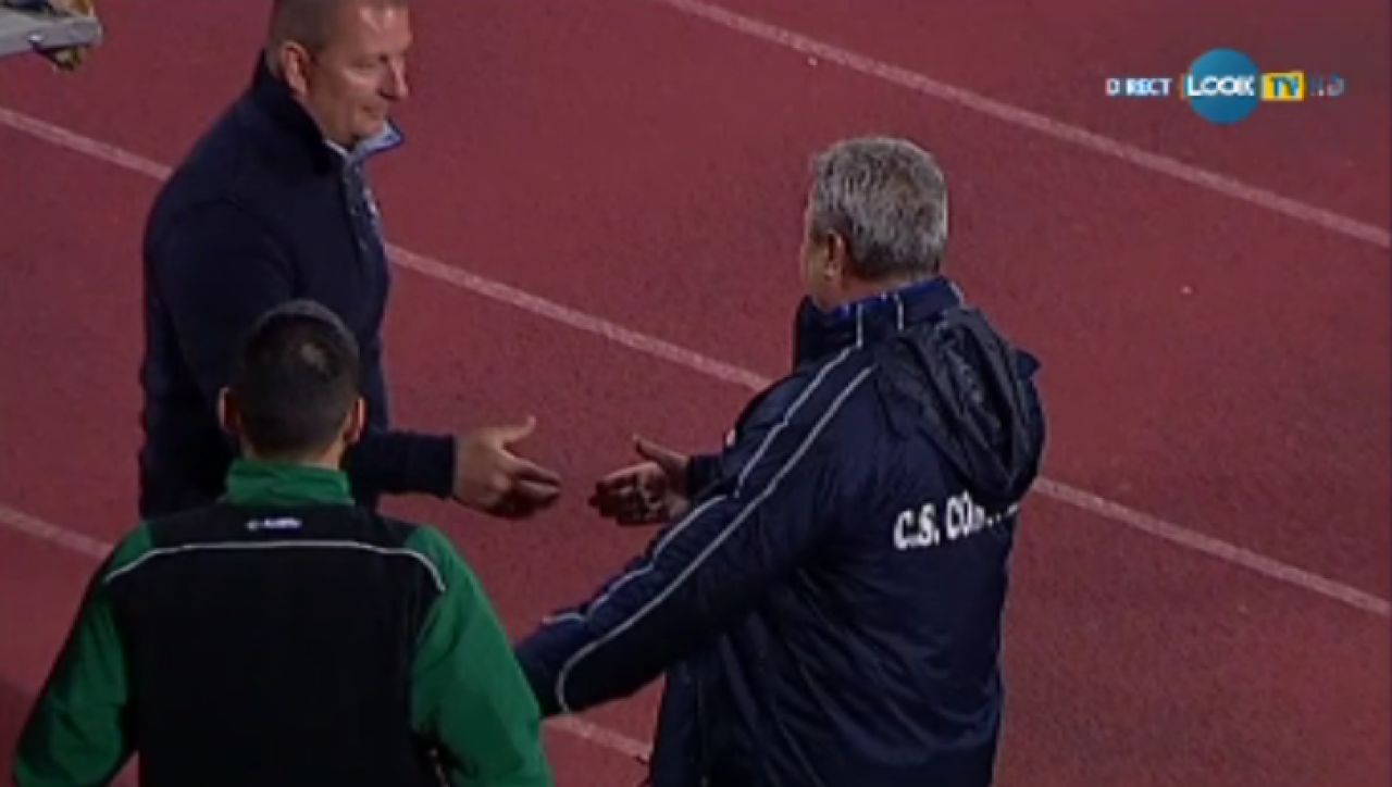 FOTO | Moment istoric in Liga I: Sumudica e pe mana cu Chirila! Antrenorul Chiajnei a ingropat razboiul inceputului de sezon!_1