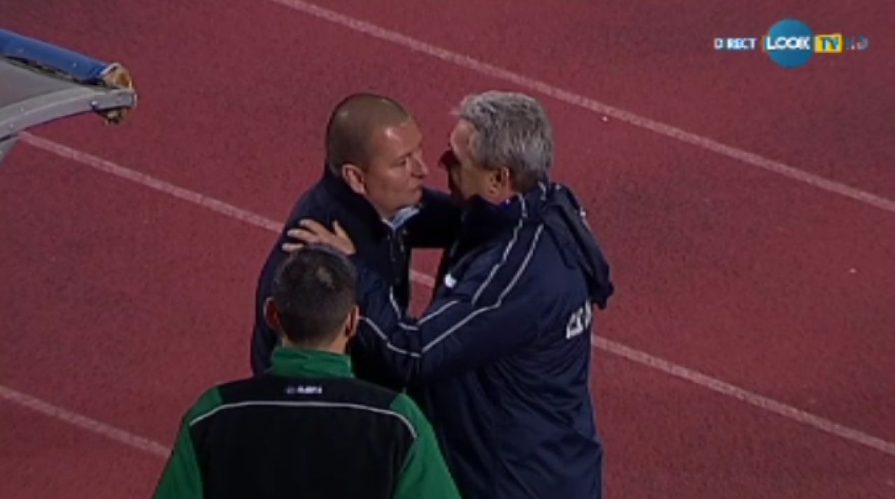 FOTO | Moment istoric in Liga I: Sumudica e pe mana cu Chirila! Antrenorul Chiajnei a ingropat razboiul inceputului de sezon!_2