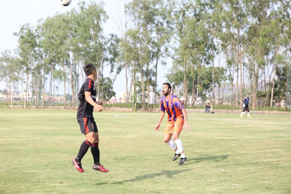 SENZATIONAL! Oare stia cand a ales sa mearga in India? Cum arata locul in care va juca Mutu fotbal! VIDEO_10