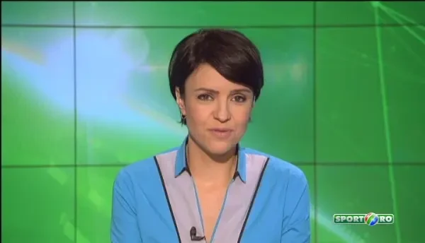 Schiurile nu se folosesc doar pe zapada! Cu ele poti face sarituri spectaculoase si in piscina! VIDEO