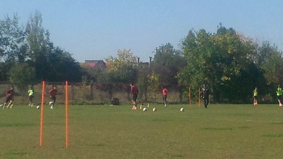 Mici si fripturi la toata lumea, petrecere la ProRapid: cum a sarbatorit Rada re-re-venirea pe banca Rapidului! VIDEO_4