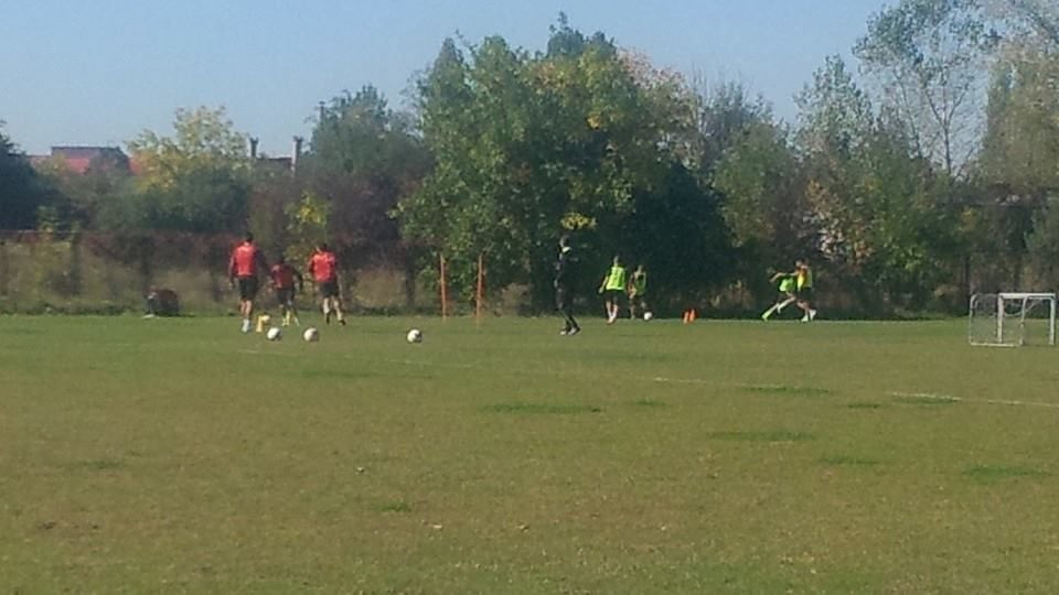 Mici si fripturi la toata lumea, petrecere la ProRapid: cum a sarbatorit Rada re-re-venirea pe banca Rapidului! VIDEO_7