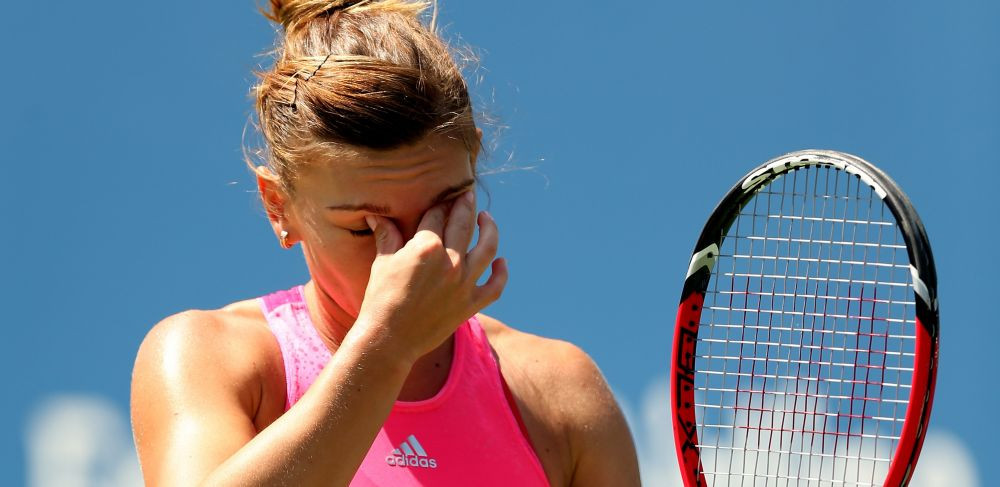 OFICIAL: Simona Halep a cazut pe locul 3 WTA! :( Sharapova a depasit-o prin calificarea in FINALA de la Beijing!