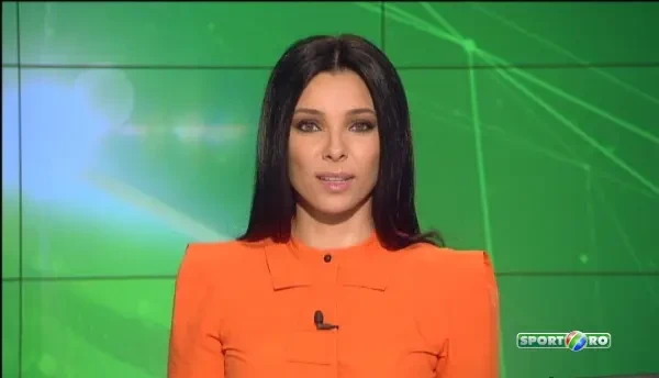 Asteptandu-l pe Mutu! Vedetele din India prezentat trofeul pentru care se lupta! Trezeguet si Del Piero au fost prezenti