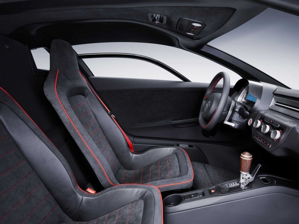 Volkswagen a lansat masina cu motor de motocicleta Ducati! Cum arata conceptul XL Sport! FOTO_10