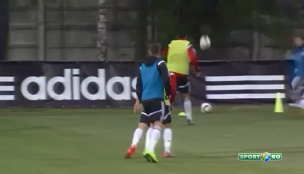 "Astia de azi nu au facut nimic! Va spun ce a mai facut Burleanu!" Sandu ataca din nou Federatia lui Burleanu. Ce dezvaluiri face