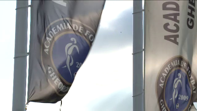 Reportaj EXCLUSIV din unica academie de fotbal de 10 mil euro din Romania. O zi in lumea viitoarelor STARURI pentru Real si Barca