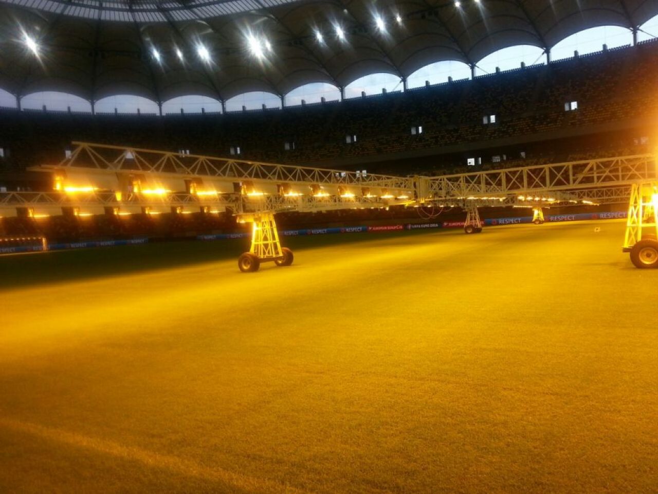 FOTO: Surpriza inainte de meciul cu Ungaria! Ce se intampla pe National Arena acum, cu 2 zile inainte de meciul capital_3