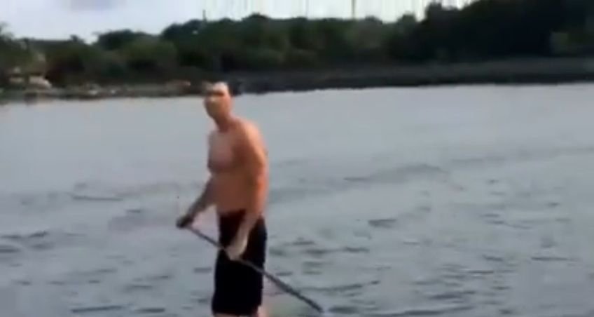 Shannon Briggs a reusit, in sfarsit, sa doboare un Klitschko :) Farsa dementiala pe care i-a facut-o lui Vladimir VIDEO