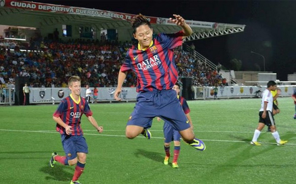 PANICA la Barcelona! Catalanii pot pierde cel mai bun jucator de la Masia! Noul Messi are interzis la echipa pana in 2016