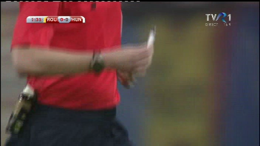 BRICHETE pe teren, petarde si torte in tribuna! Romania, sanse mari sa fie suspendata dupa meciul cu Ungaria! FOTO_4