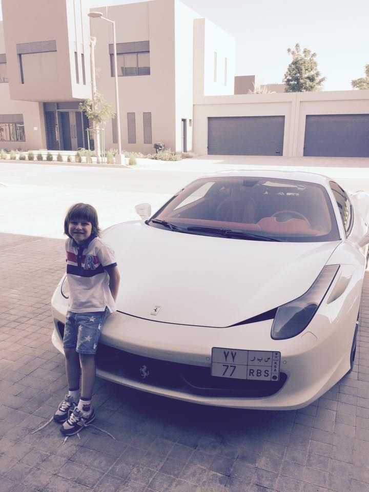 Viata de SEIC! Reghe si-a mai luat un bolid de 200.000 de euro! Cadoul perfect pentru finala Ligii Campionilor! FOTO_7