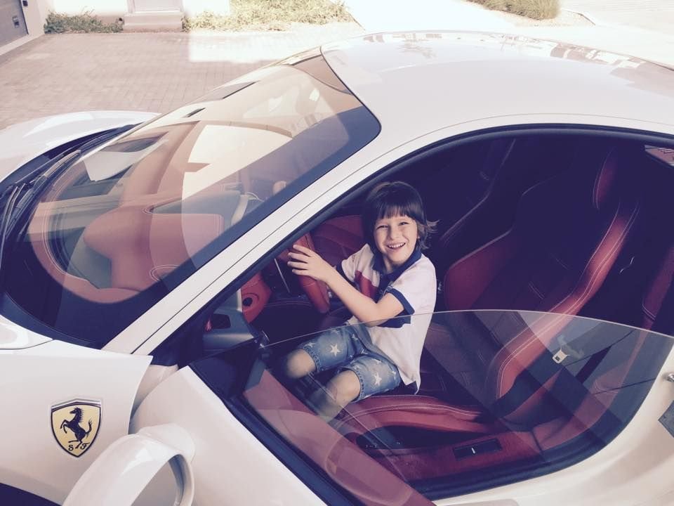 Viata de SEIC! Reghe si-a mai luat un bolid de 200.000 de euro! Cadoul perfect pentru finala Ligii Campionilor! FOTO_8