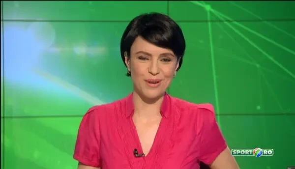 Peste 50 de tintasi imbracati in costume medievale s-au intrecut la tir cu arcul traditional, in cetate la Oradea! VIDEO