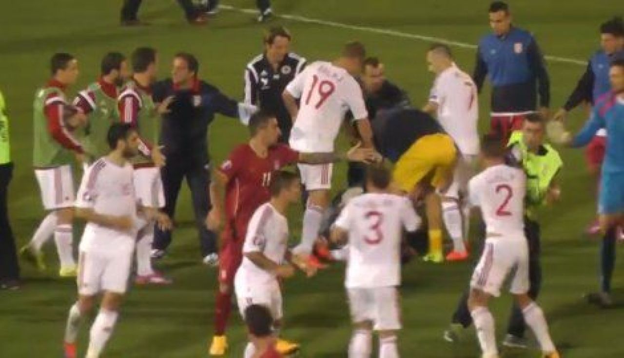 'Sunt NISTE EROI! Au fost INCREDIBILI!' Gesturile emotionante facute de sarbi pentru a opri MASACRUL_2