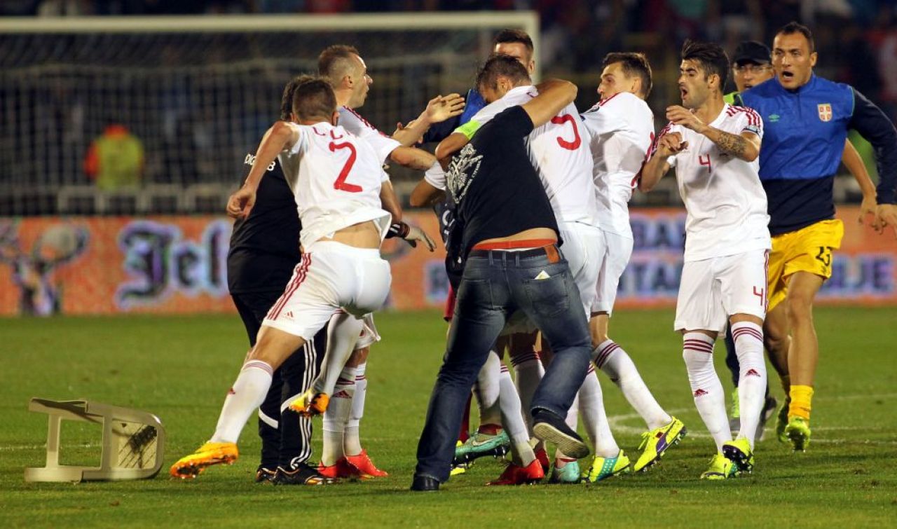 Serbia - Albania, o istorie care nu le da pace. Ce se ascunde in spatele steagului care a oprit meciul groazei pentru Euro 2016_4