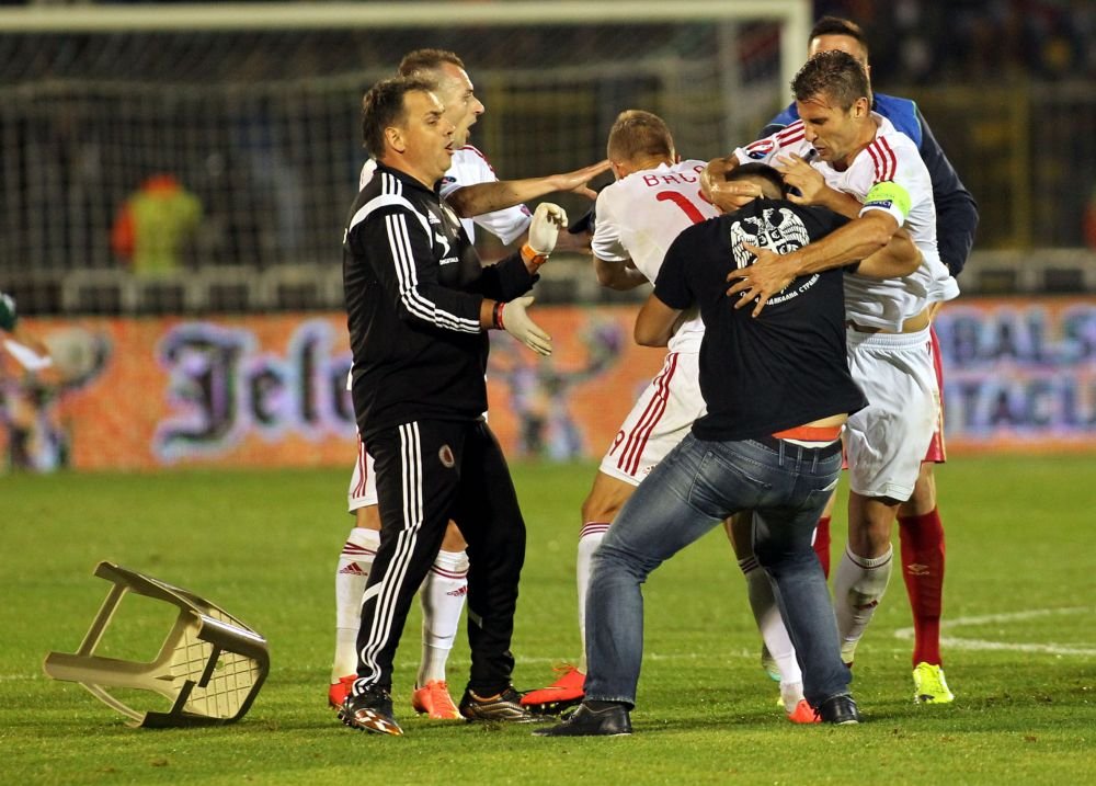 Serbia - Albania, o istorie care nu le da pace. Ce se ascunde in spatele steagului care a oprit meciul groazei pentru Euro 2016_5