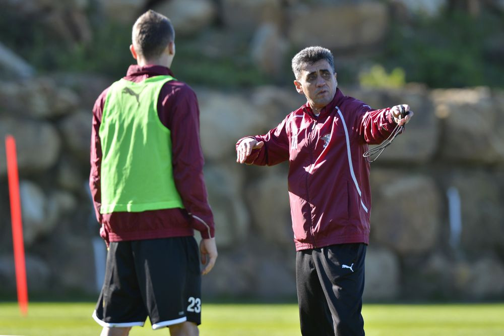 Rapidul a transferat un jucator francez, Rada il lauda: Are o viteza exceptionala . Antrenorul a mai facut un anunt important