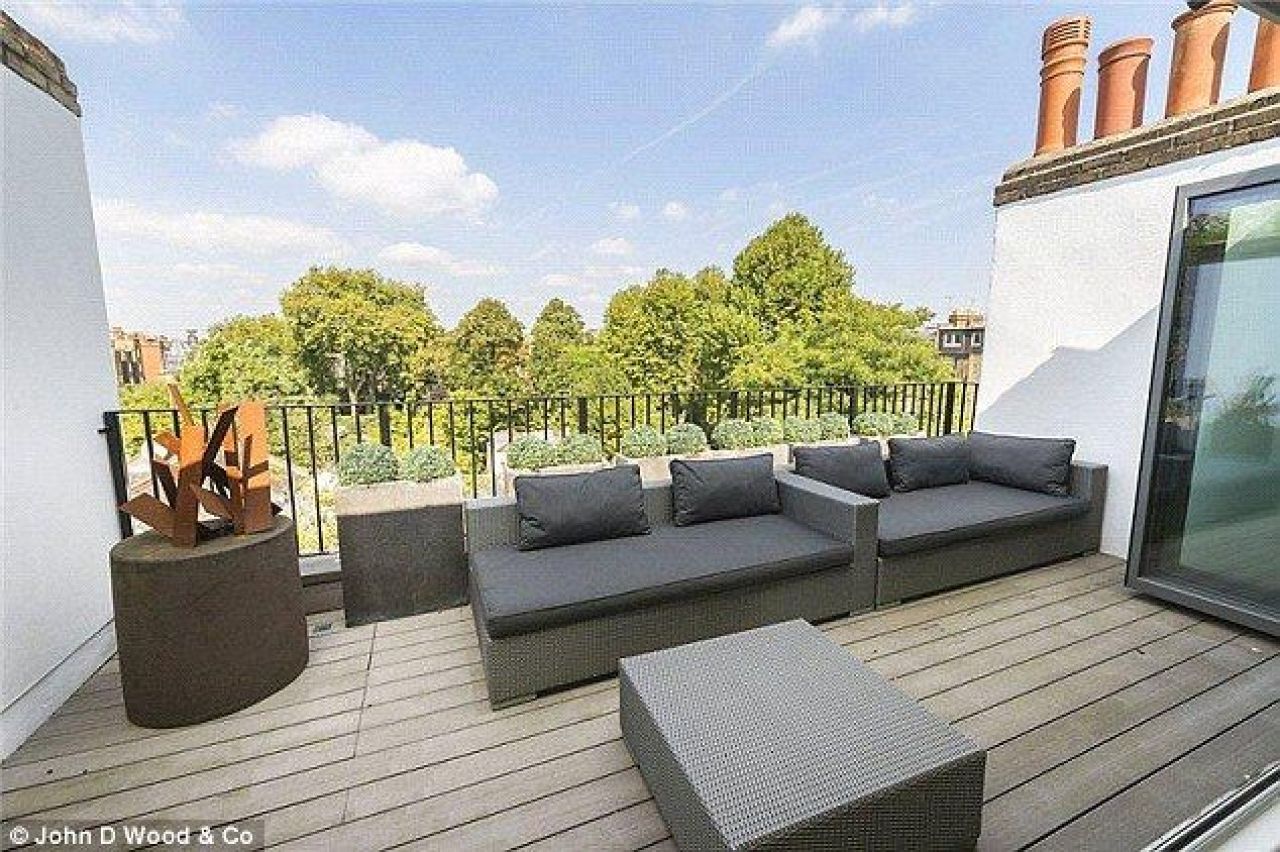 Imaginea luxului din Londra. Cum arata apartamentul de 30 de milioane de euro scos la vanzare de Sol Campbell. Galerie FOTO_1