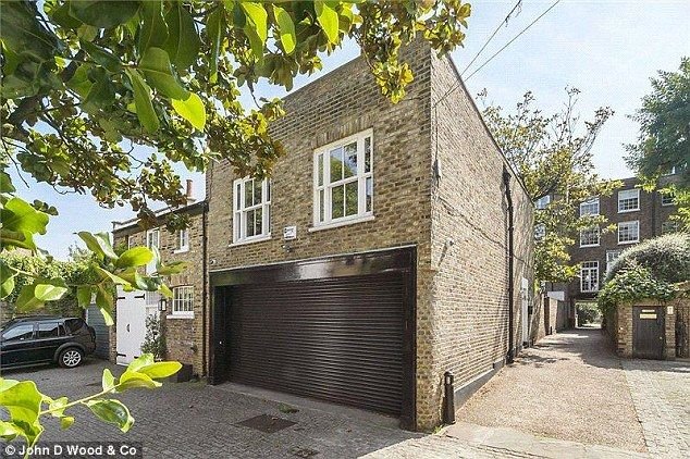 Imaginea luxului din Londra. Cum arata apartamentul de 30 de milioane de euro scos la vanzare de Sol Campbell. Galerie FOTO_4