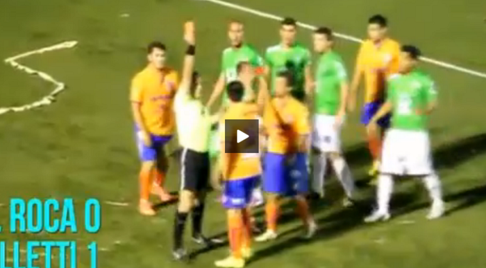 Incredibil: 12 cartonase rosii la un meci din Argentina, partida a fost suspendata! De la ce a pornit bataia generala: VIDEO