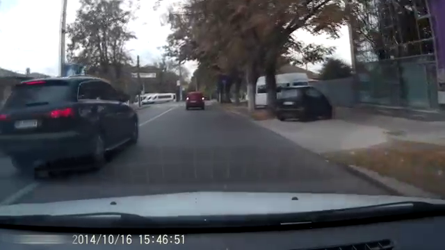 Imagini care fac inconjurul lumii! Ce a patit soferul unui Q7 din Romania dupa o depasire. VIDEO