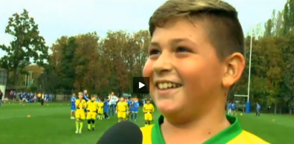 VIDEO DEMENTIAL! De ce nu faci fotbal?! Ce raspuns a dat acest copil